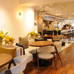 CAFE to BAR With - 全景