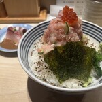 日本橋海鮮丼 つじ半 - 