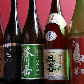 We offer a wide selection of carefully selected and seasonal "sake" from all over the world!