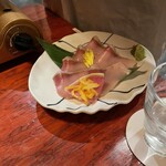 海鮮出汁居酒屋　淡路島の恵み だしや - 本日のメイン料理　そのままお刺身でいけます！