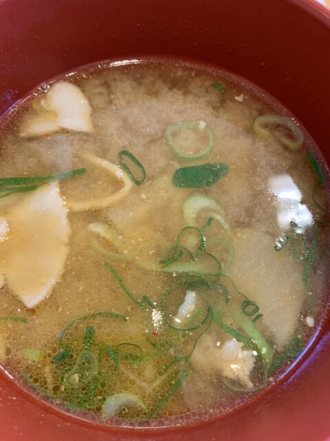 「やっぱ好きやねん」と「悲しい色やね」、たまにゴッチャになっちゃうんですよね。全然違う歌なんですけどね。 : すき家 函館漁火通店の写真