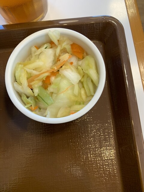 「やっぱ好きやねん」と「悲しい色やね」、たまにゴッチャになっちゃうんですよね。全然違う歌なんですけどね。 : すき家 函館漁火通店の写真