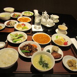 黄鶴 - ランチ小皿定食　３２００円（税込）のアップ【２０２３年１０月】