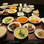 黄鶴 - ランチ小皿定食　３２００円（税込）のアップ【２０２３年１０月】