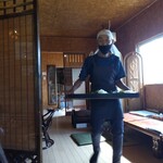 魚山人 - 全てボスが運ぶ