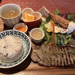 Antique Café On ℃ - 