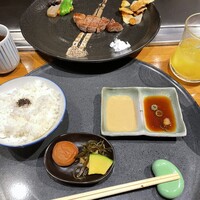 三鷹 - 