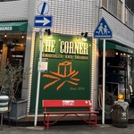 ザ・コーナー ハンバーガー＆サルーン - 
