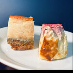 チャコメ - わたくしのお気に入り　デンマーク、ブルーチーズバスクの　青いあたり〜　ホワイトチョコフランボワーズの赤いあたり　byまみこ