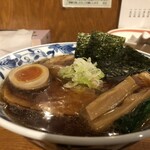 Menyakitara - 今昔支那そば炙り肉入り・醤油（1,300円）