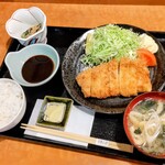 茶寮 ふ川 - 道産豚のとんかつ膳