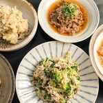 和食 紗心 - おばんざい盛り合わせの一例