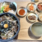 韓国料理屋 プングム - 石焼ブルゴギ丼1,210円税込