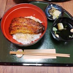 Unagi Wadokoro Haisuta - うな丼　吸いもの　お新香