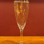 餃子屋つつむ - ポール★スター