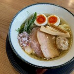 横浜淡麗らぁ麺 川上 - 特製塩らぁ麺