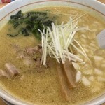 Aotaketeutisanoramen kazuya - スープは意外とあっさりしています。