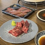 Jimbou Yakiniku Ryouriten - 