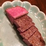 肉山 - 黒毛和牛のモモ肉　焼き方を変えて