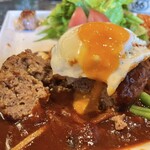 カフェアンドダイナー 古民家66 とっとっと - セカンドカット！目玉焼き決壊！
