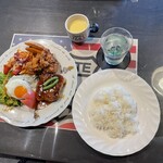 カフェアンドダイナー 古民家66 とっとっと - カミさんは姫様ランチB