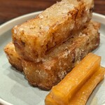 七席中華 コバコ - キューブからこの形へ変わりました。添えられた大根はしっかり紹興酒の味がしました。