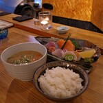 天ぷら酒場 りん - 刺身定食