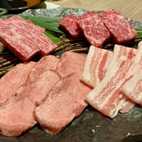 近江うし焼肉 にくTATSU 渋谷店 - 