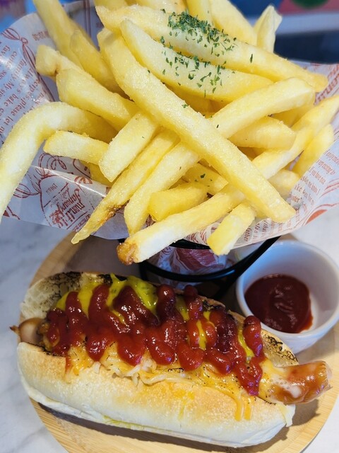 HotDogBAR QOLCOCO （ホットドックバー クオルココ） - 公津の杜/パン