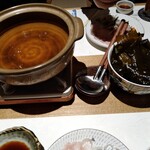 Sushi Mihama - ふぐ鍋の汁でワカメしゃぶしゃぶ