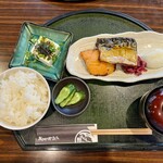 鮭山マス男商店 - 