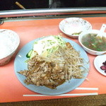 札幌ラーメン熊っ子 - 豚肉のしょうが焼定食①