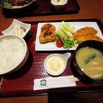 定食屋　百菜 - ヒレカツアジフライ定食