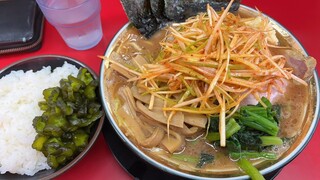 Iekei Ramen Ou Dou Ishii - 中盛り+ピリ辛ネギ+メンマ+野菜+中ライス