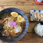 ラーメンさんぱち 名護店 - 