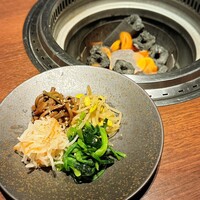Yakiniku BarBies - 