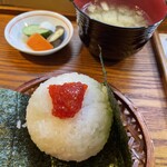 まんまるおにぎり - 料理写真: