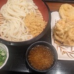 丸亀製麺 ニトリ狛江店 - 