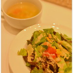 Irukuore - セットのミニサラダとスープ