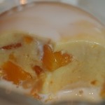 神戸元町別館 牡丹園 - マンゴープリンは果肉が一杯