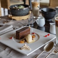 グスク - リッツカールトンチョコレートケーキ