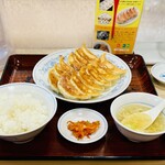 ぎょうざの満洲 - 