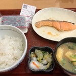 なか卯 祖師ヶ谷大蔵店 - 銀鮭朝食（440）