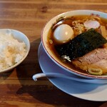 自家製麺 うろた - 手もみ中華そば+味玉+白めし