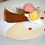 LYON - チーズケーキ ¥420