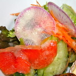 LYON - サーモンサラダ