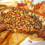 肉料理の柔らかチャーシュー凄く美味しい！