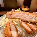 Tonkatsu Idomatsu - 断面横から