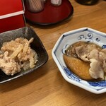 知床らうす亭 - 糸こんにゃく子和え　豚肉とさつま揚げの煮物