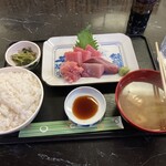 Sashimi Dokoro Semmi - さしみ定食